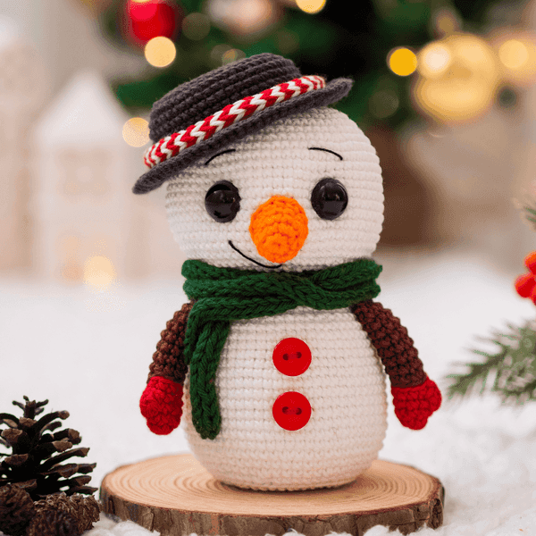 Classic Snowman main image