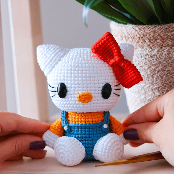 Hello Kitty main image
